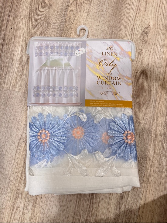Other - HG Linen Orly Window Curtain Set White Floral Embroidered New